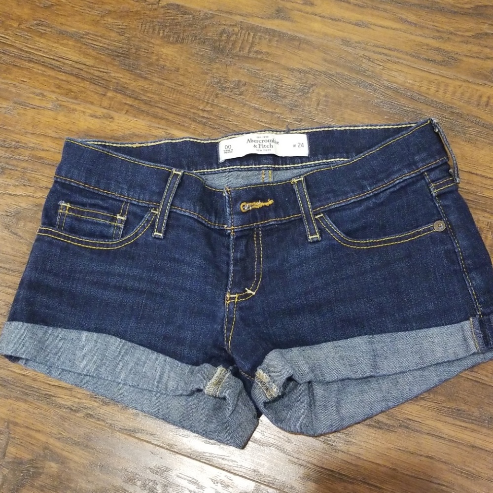 Abercrombie & Fitch shorts